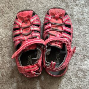 Kids Coral Pink Closed-Toe Sandals. Circo